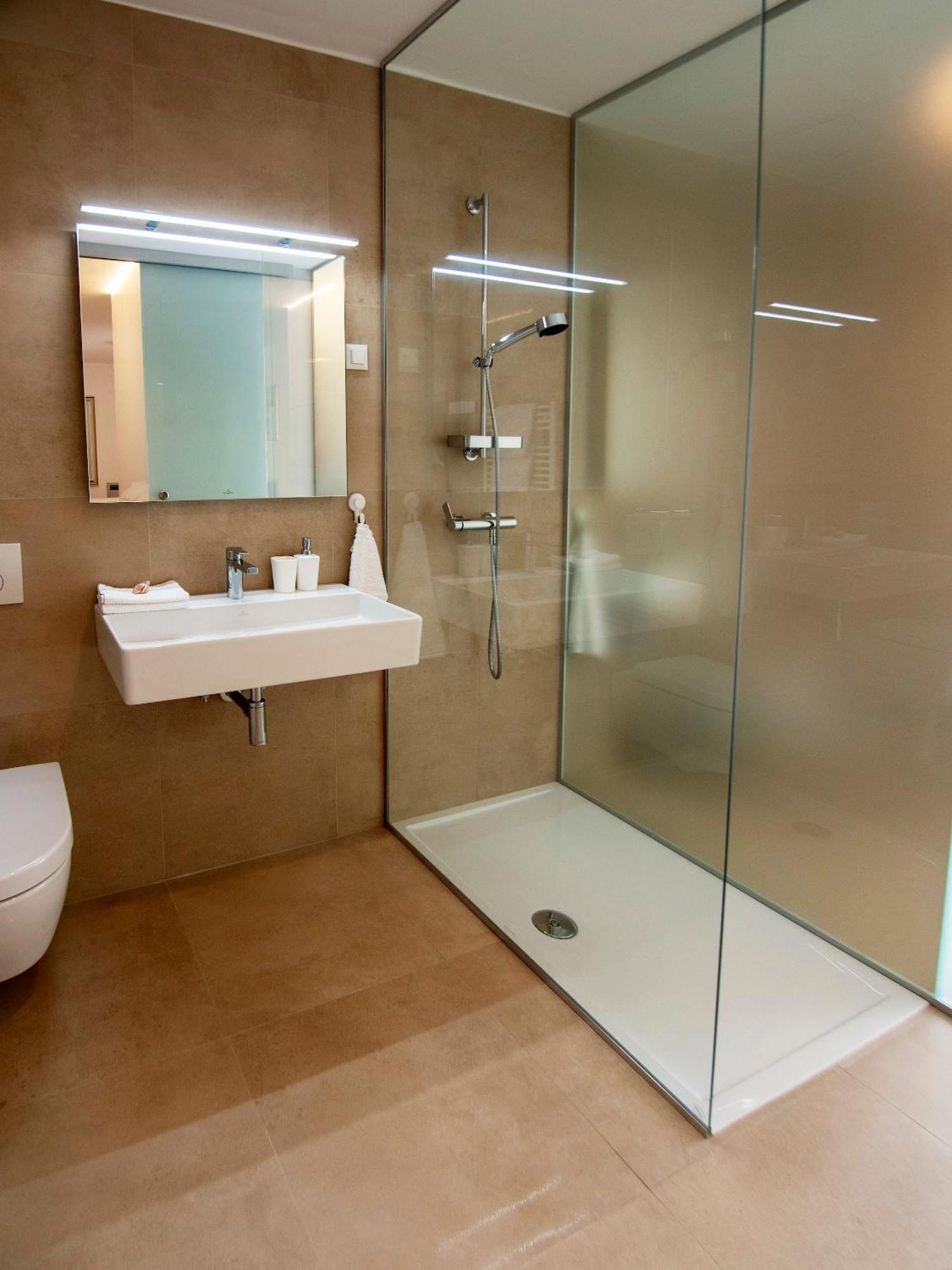 Haus Helga Apartment ราบ ภายนอก รูปภาพ