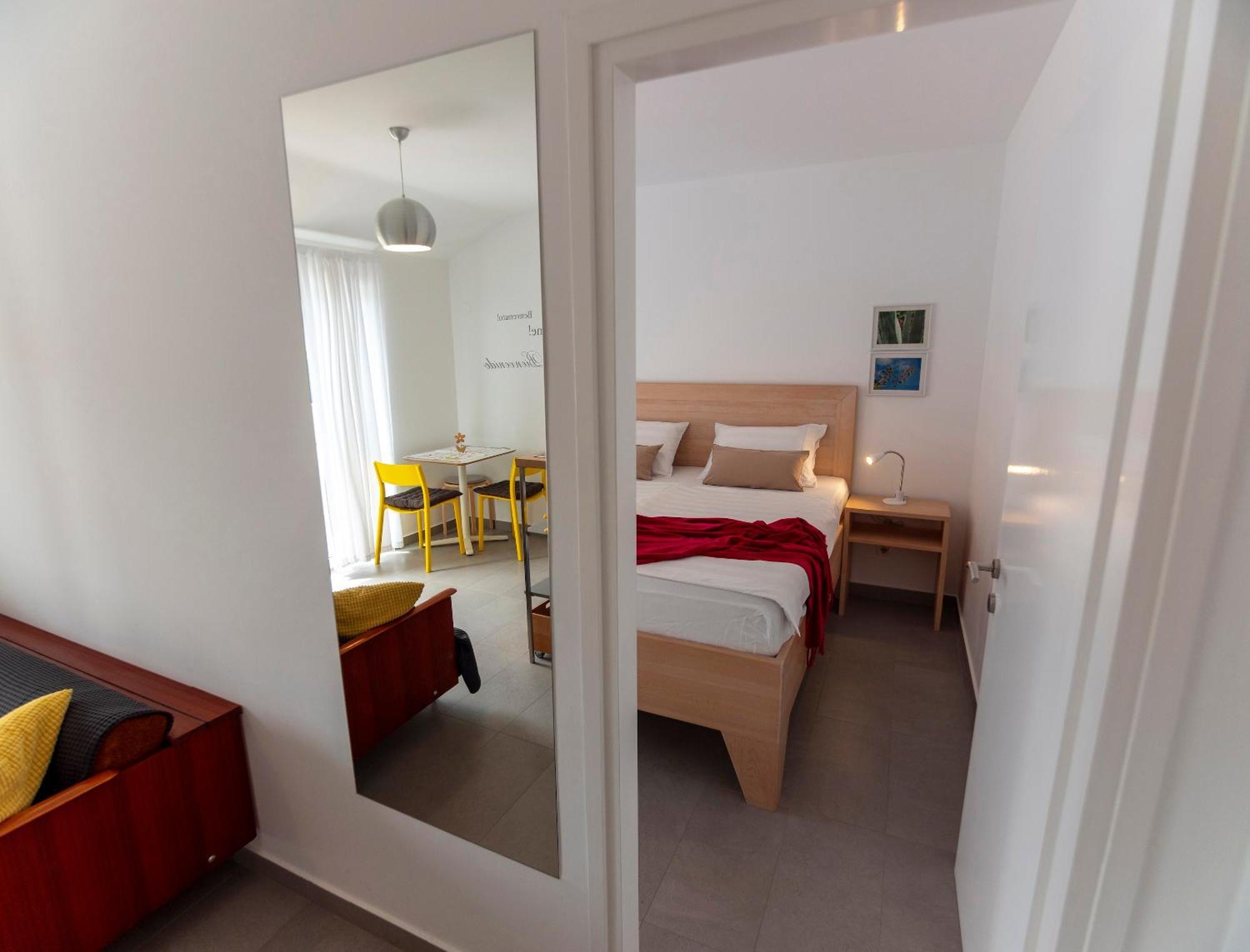 Haus Helga Apartment ราบ ภายนอก รูปภาพ