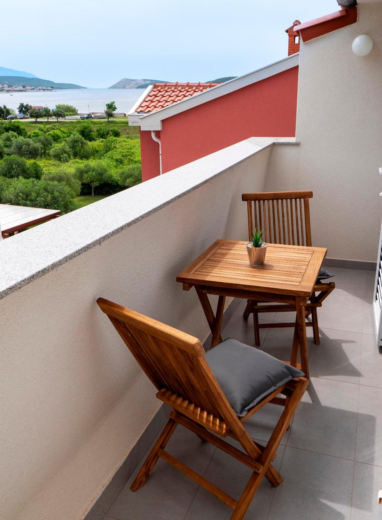 Haus Helga Apartment ราบ ภายนอก รูปภาพ