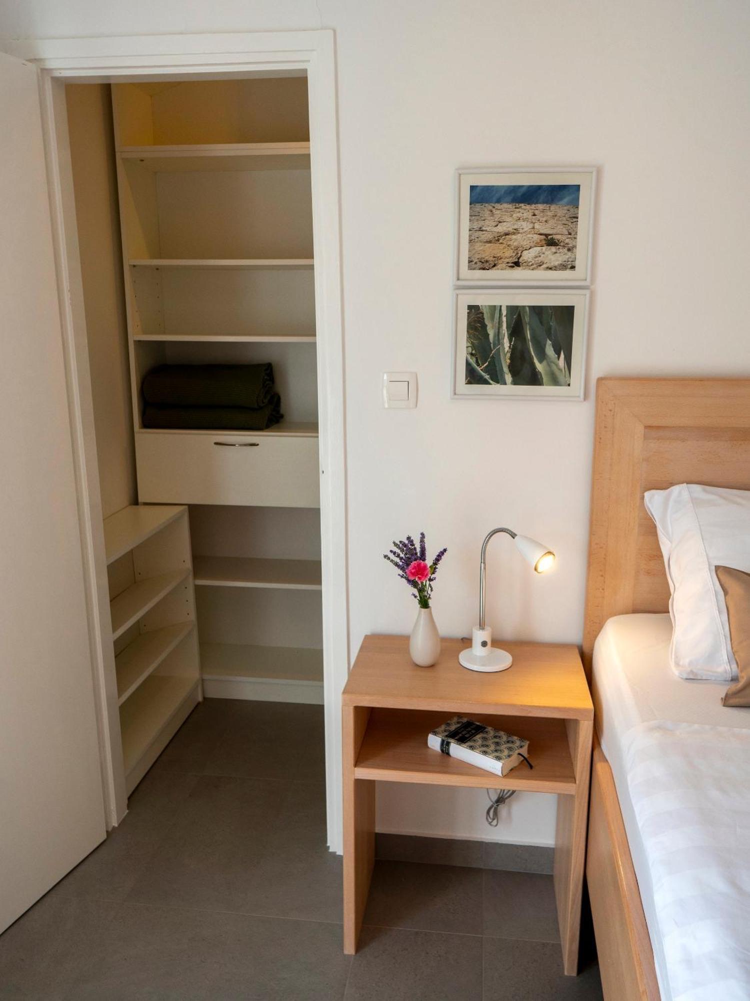Haus Helga Apartment ราบ ภายนอก รูปภาพ
