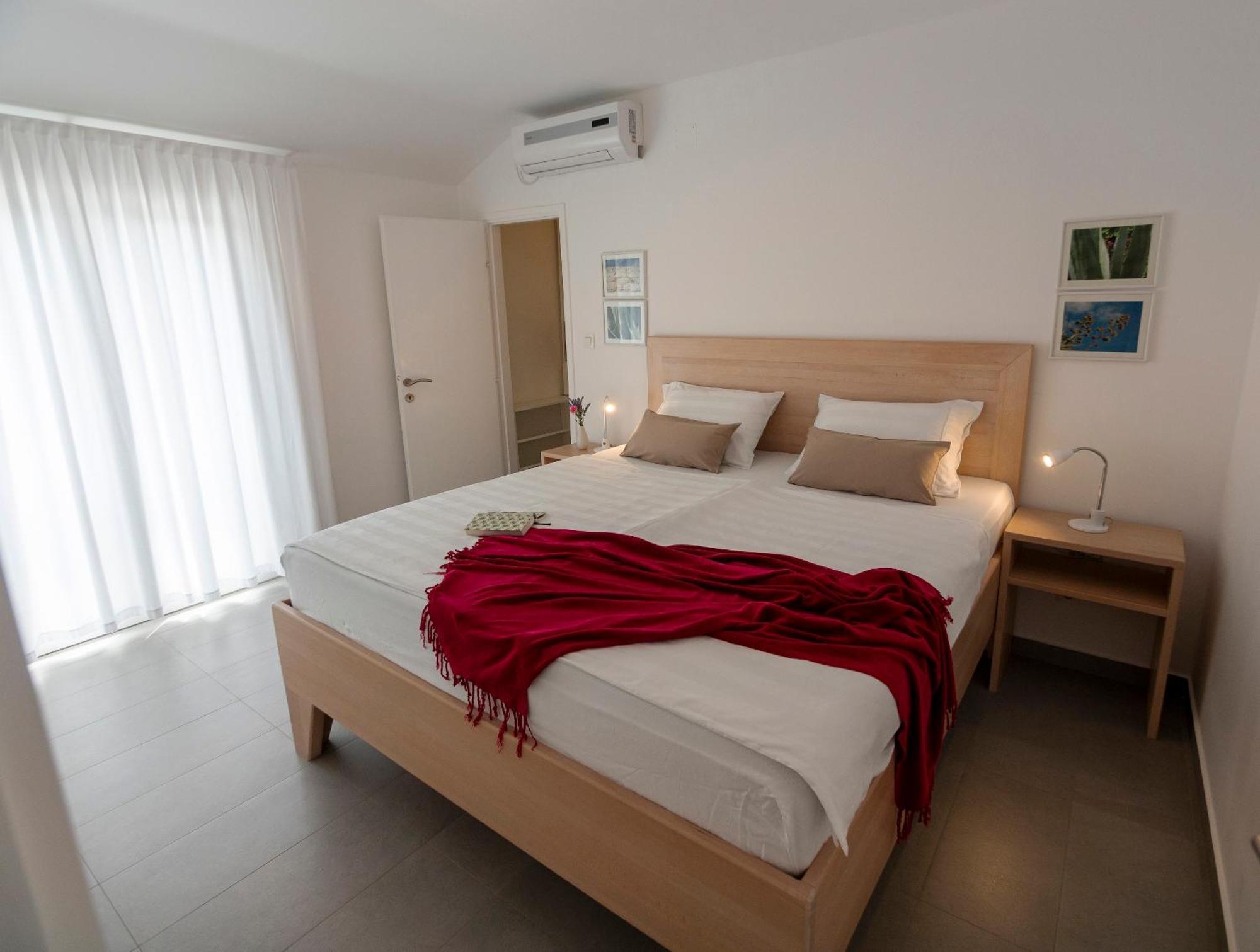 Haus Helga Apartment ราบ ภายนอก รูปภาพ