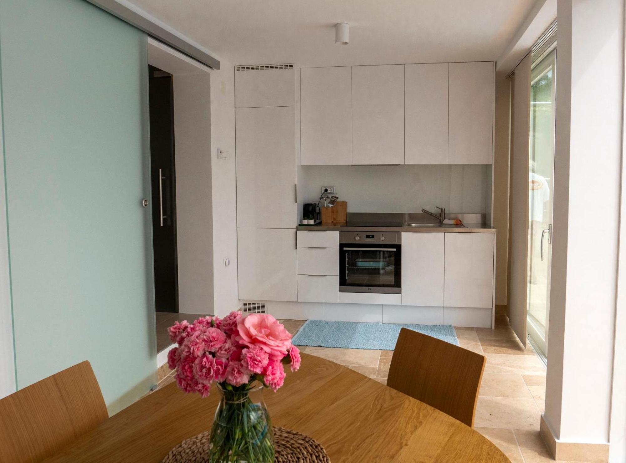 Haus Helga Apartment ราบ ภายนอก รูปภาพ